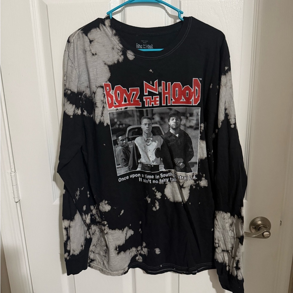 Black and White Graphic Long Sleeve Shirt